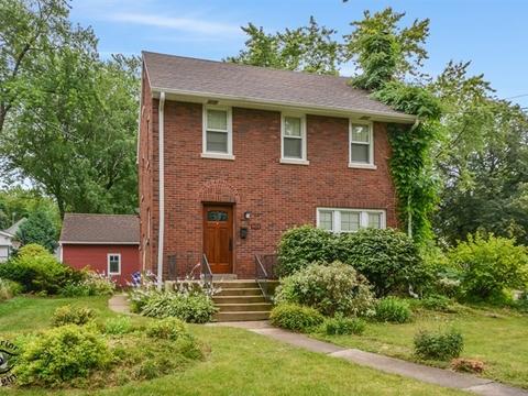 602 E Willow Ave, Wheaton, IL 60187 photo 2