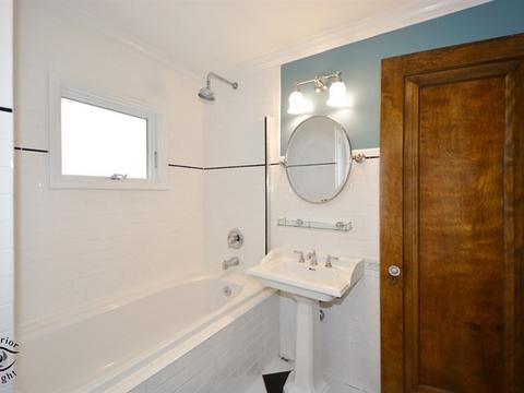 602 E Willow Ave, Wheaton, IL 60187 photo 17
