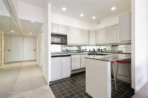 175 E Delaware Pl #5218, Chicago, IL 60611 photo 4