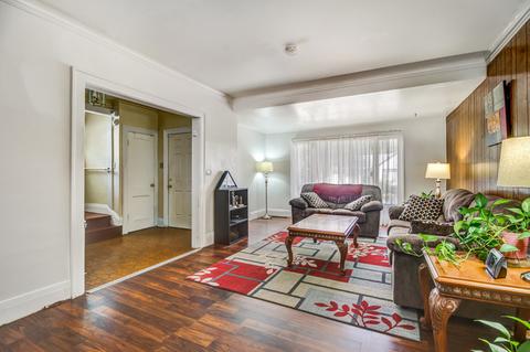 833 S Lincoln Ave, Kankakee, IL 60901 photo 2