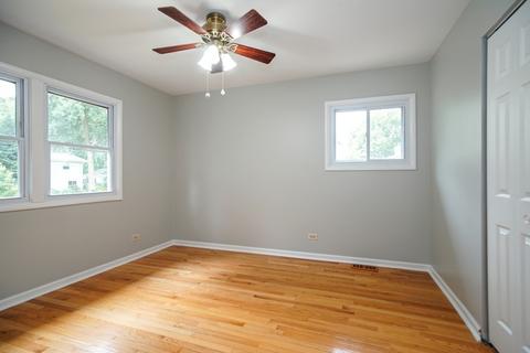 780 Evergreen Ln, Hoffman Estates, IL 60169 photo 11