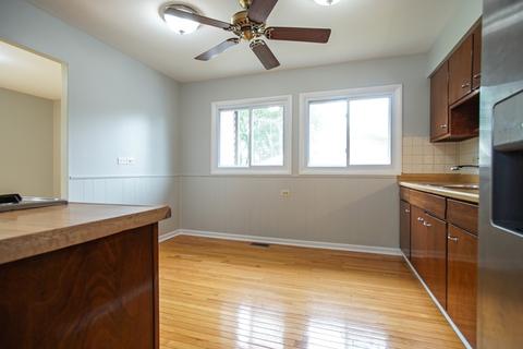 780 Evergreen Ln, Hoffman Estates, IL 60169 photo 7