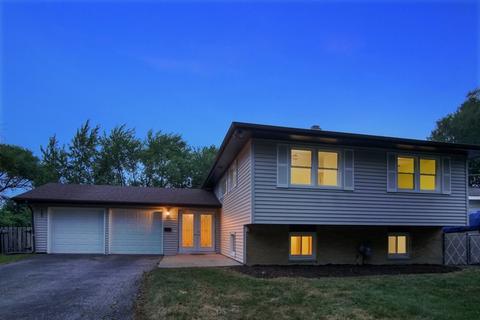 780 Evergreen Ln, Hoffman Estates, IL 60169 photo 1