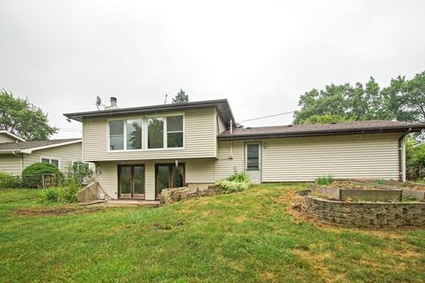 780 Evergreen Ln, Hoffman Estates, IL 60169 photo 20