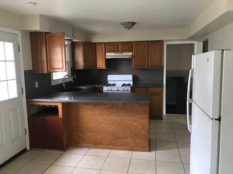 3633 Sangamon St, Steger, IL 60475 photo 5