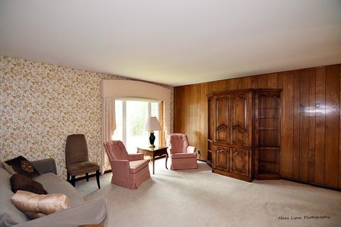 93 Circle Dr E, Montgomery, IL 60538 photo 11