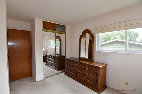 93 Circle Dr E, Montgomery, IL 60538 photo 15