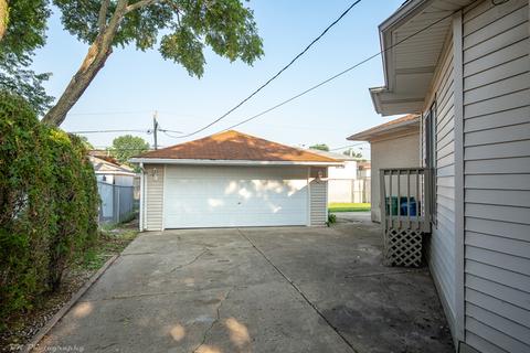 8518 S Massasoit St, Burbank, IL 60459 photo 18