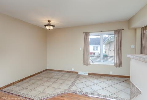 8518 S Massasoit St, Burbank, IL 60459 photo 8