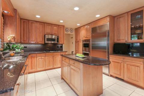4336 Phyllis Dr, Northbrook, IL 60062 photo 4