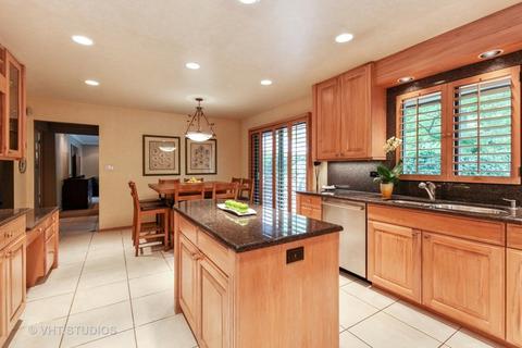 4336 Phyllis Dr, Northbrook, IL 60062 photo 5