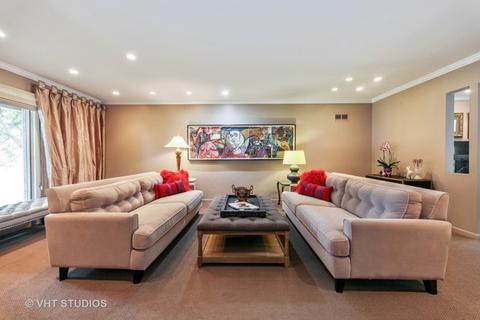 4336 Phyllis Dr, Northbrook, IL 60062 photo 3