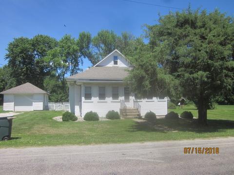 727 E 2nd St, Gilman, IL 60938 photo 3