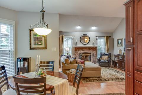 984 Georgian Pl, Bartlett, IL 60103 photo 9