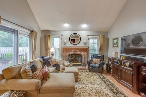 984 Georgian Pl, Bartlett, IL 60103 photo 10