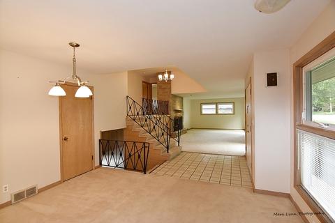 509 Maple Ln, Geneva, IL 60134 photo 8