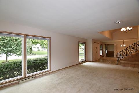 509 Maple Ln, Geneva, IL 60134 photo 5