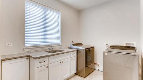 454 Armitage Ave, Addison, IL 60101 photo 25