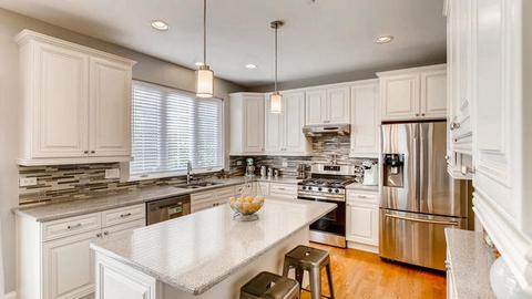 454 Armitage Ave, Addison, IL 60101 photo 10