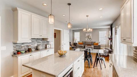 454 Armitage Ave, Addison, IL 60101 photo 12