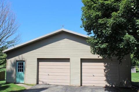 14979 Schipper Ln, Morrison, IL 61270 photo 11