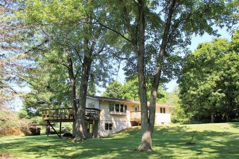 14979 Schipper Ln, Morrison, IL 61270 photo 3
