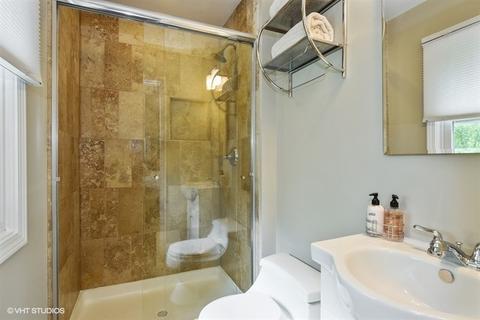 4120 Ohare Dr, Hoffman Estates, IL 60192 photo 6