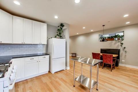 2035 W Coulter St, Chicago, IL 60608 photo 11