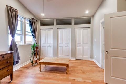 2035 W Coulter St, Chicago, IL 60608 photo 26