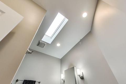 2035 W Coulter St, Chicago, IL 60608 photo 29