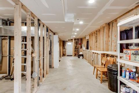 2035 W Coulter St, Chicago, IL 60608 photo 33