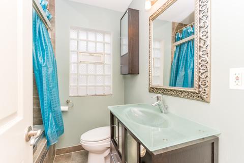 3100 N Mango Ave, Chicago, IL 60641 photo 23