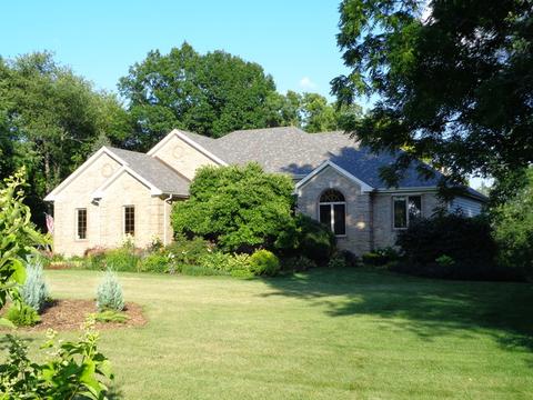 10310 Fox Bluff Ln, Spring Grove, IL 60081 photo 1