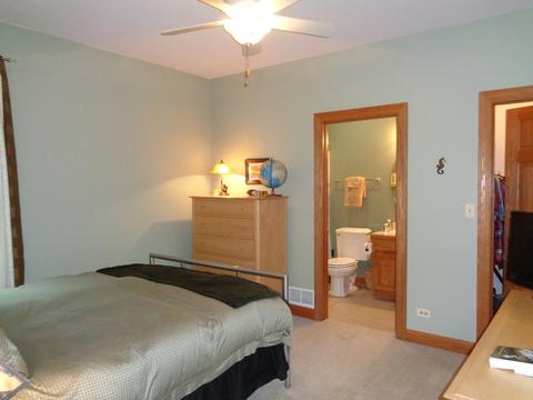 10310 Fox Bluff Ln, Spring Grove, IL 60081 photo 14