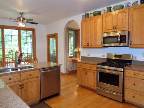 10310 Fox Bluff Ln, Spring Grove, IL 60081 photo 10