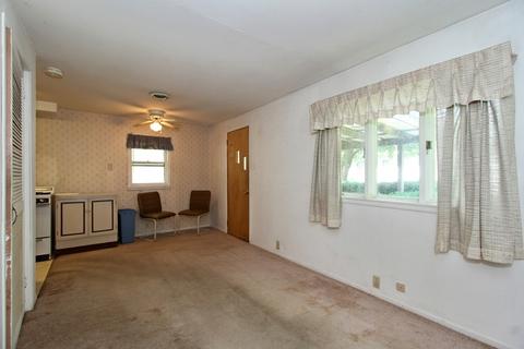 1358 S 7th Ave, Kankakee, IL 60901 photo 4