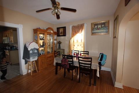 165 N Porter St, Elgin, IL 60120 photo 3