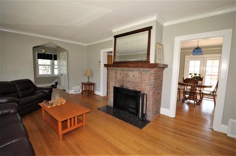 925 Cherry St, Wheaton, IL 60187 photo 8