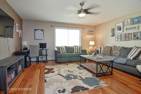 370 Echo Ln #3, Aurora, IL 60504 photo 2