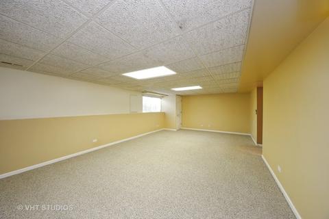 1050 E Danbury Dr, Cary, IL 60013 photo 12