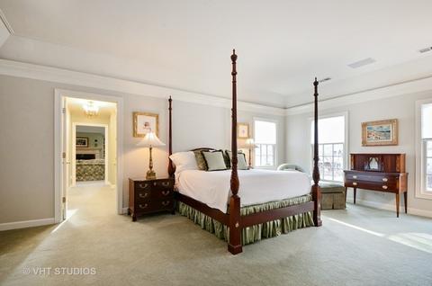 1220 Midwest Ln, Wheaton, IL 60189 photo 19
