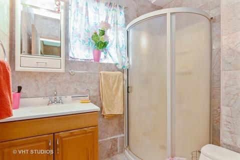 2707 W Gregory St, Chicago, IL 60625 photo 9