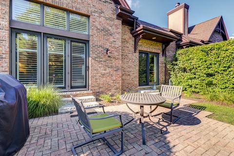 1050 Mackenzie Pl, Wheaton, IL 60187 photo 29