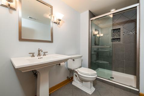 1050 Mackenzie Pl, Wheaton, IL 60187 photo 27