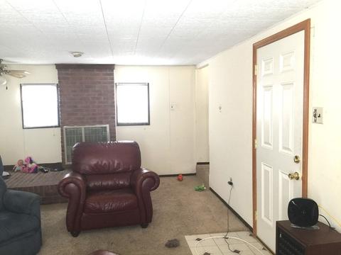 307 S White St, Sidney, IL 61877 photo 5