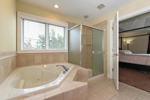 10 Clair Ct, Roselle, IL 60172 photo 15