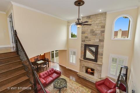 10 Clair Ct, Roselle, IL 60172 photo 9