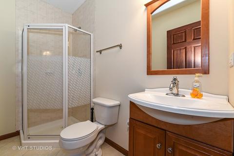 10 Clair Ct, Roselle, IL 60172 photo 24