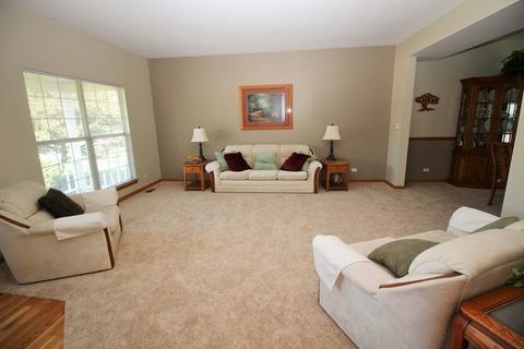 7 Sedgewood Ct, Algonquin, IL 60102 photo 4