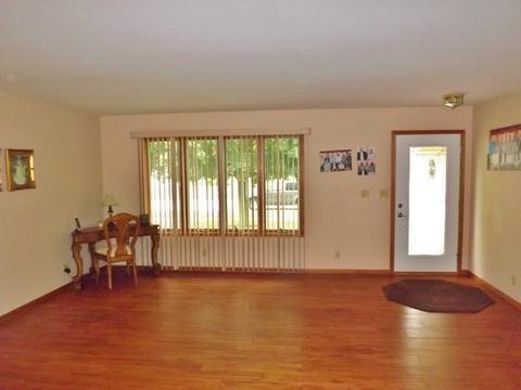 2275 Beverly Dr, Morris, IL 60450 photo 4